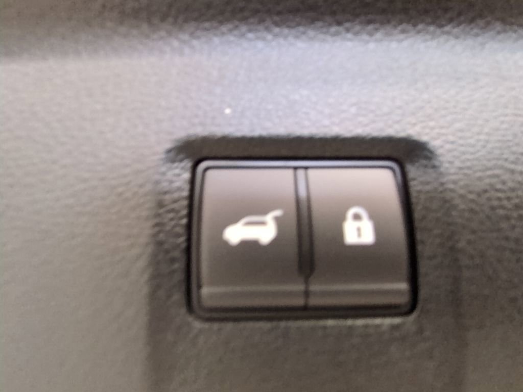 New 2026 INFINITI QX60 Sport w/ Dark Cargo Package image 31