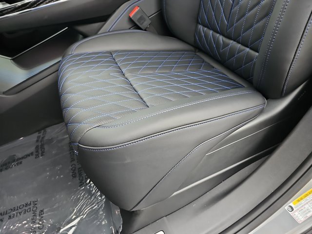 New 2026 Cadillac Escalade IQL Sport 1 w/ LPO, ONYX Package image 32