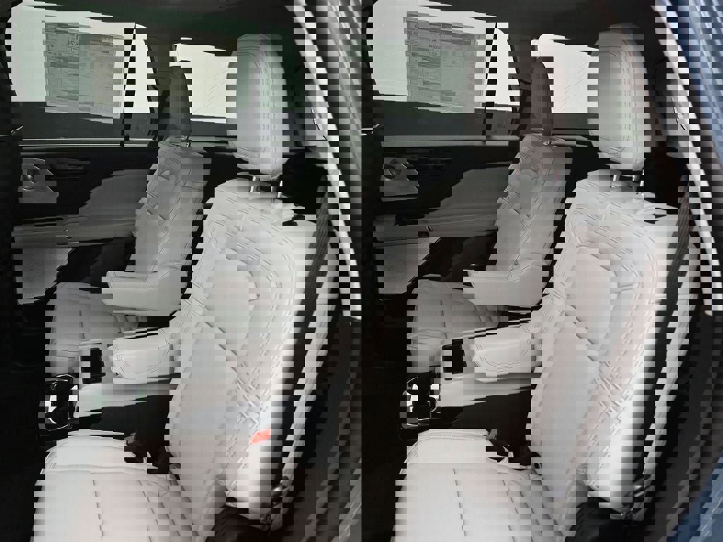 New 2026 Lincoln Aviator Reserve image 29