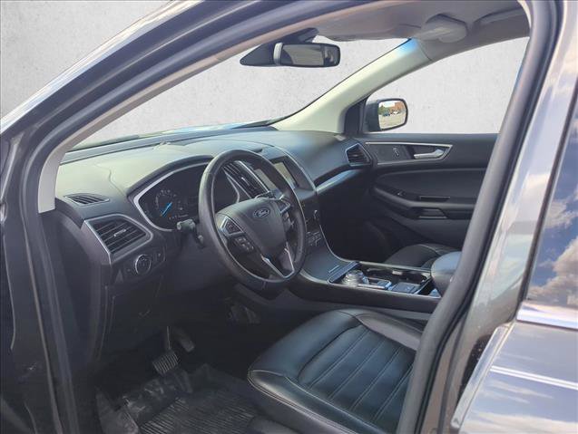 Used 2019 Ford Edge SEL w/ Equipment Group 201A FWD image 12