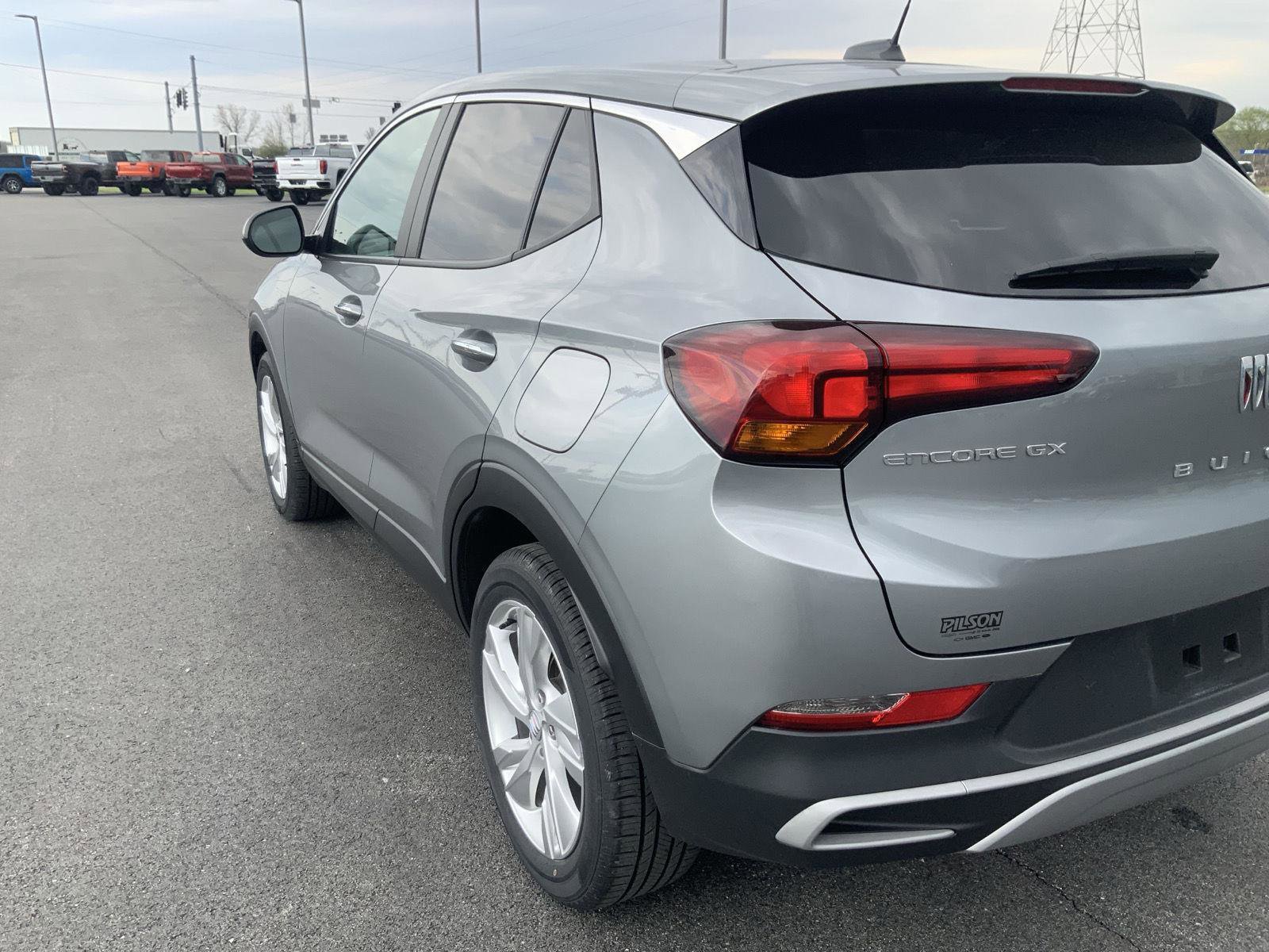 Used 2024 Buick Encore GX Preferred image 17