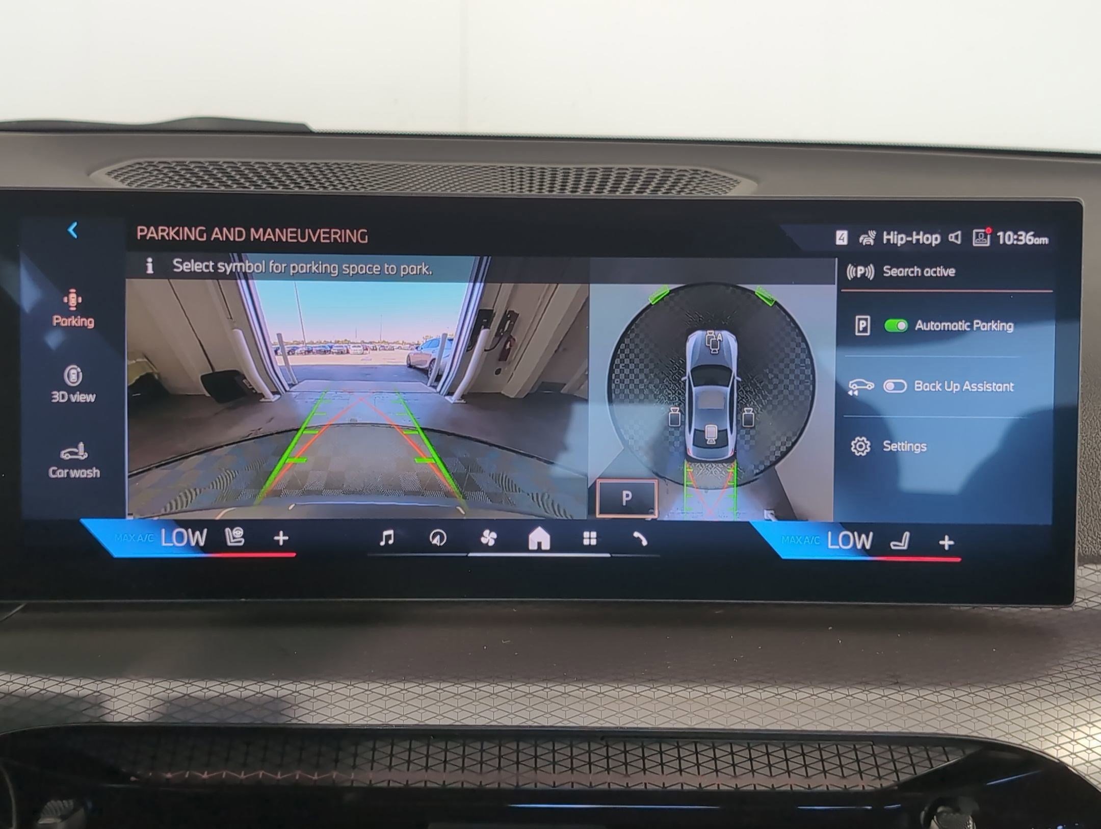 Used 2026 BMW 330i Sedan w/ M Sport Package image 25