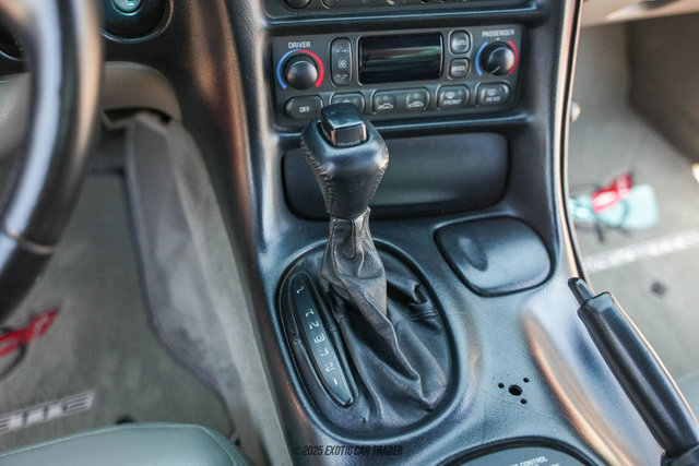 Used 1999 Chevrolet Corvette Coupe w/ Memory Pkg image 41