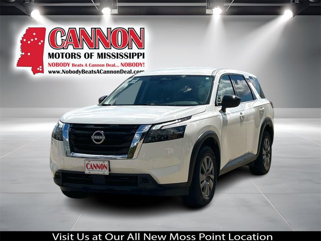 Used 2025 Nissan Pathfinder S