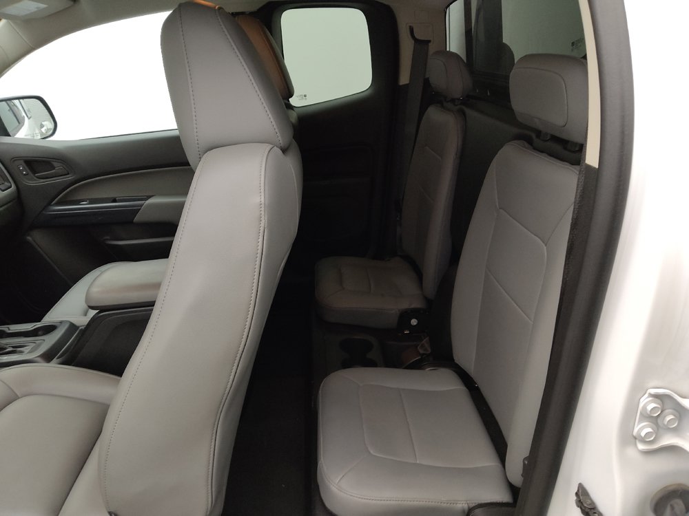 Used 2022 Chevrolet Colorado W/T RWD image 18