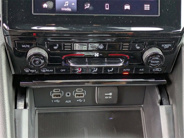 New 2025 Jeep Grand Cherokee L Laredo w/ Luxury Tech Group I image 20