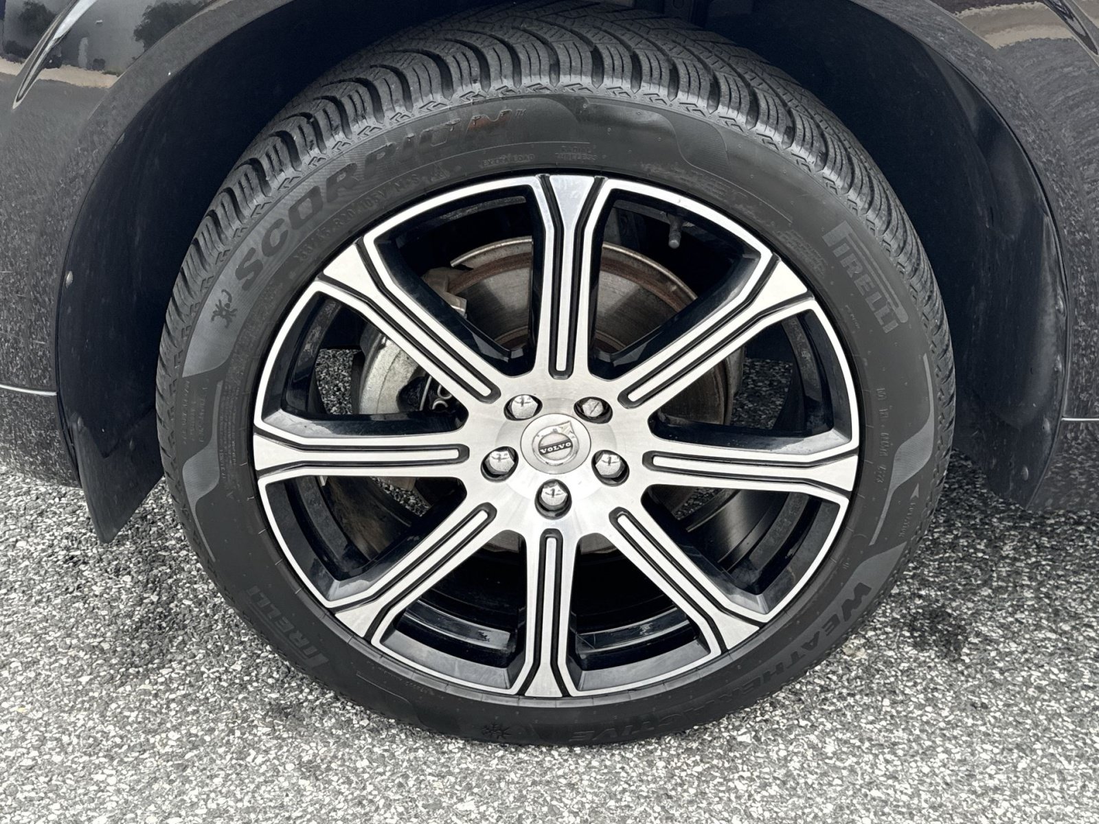 Used 2021 Volvo XC60 T5 Inscription w/ Protection Package Premier AWD/4WD image 12