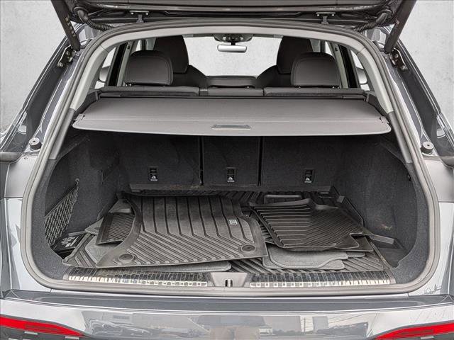Certified 2025 Audi Q5 Prestige image 6