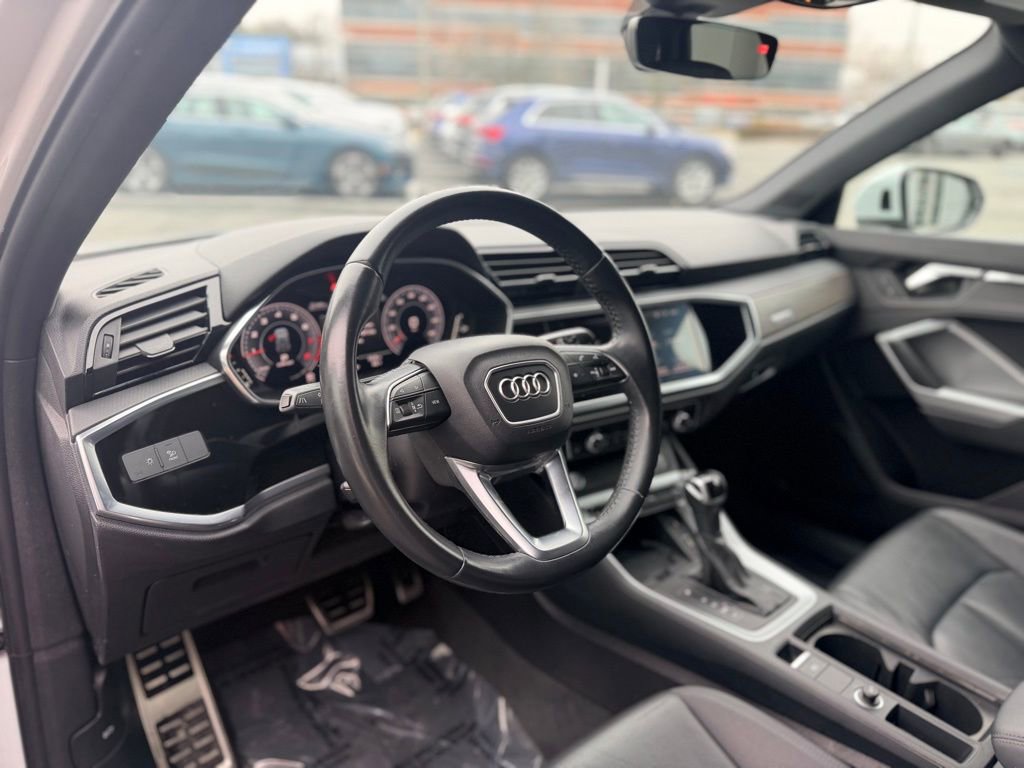 Used 2020 Audi Q3 2.0T Premium Plus image 12
