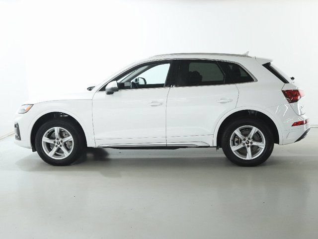 Used 2023 Audi Q5 2.0T Premium w/ Convenience Package AWD/4WD image 40