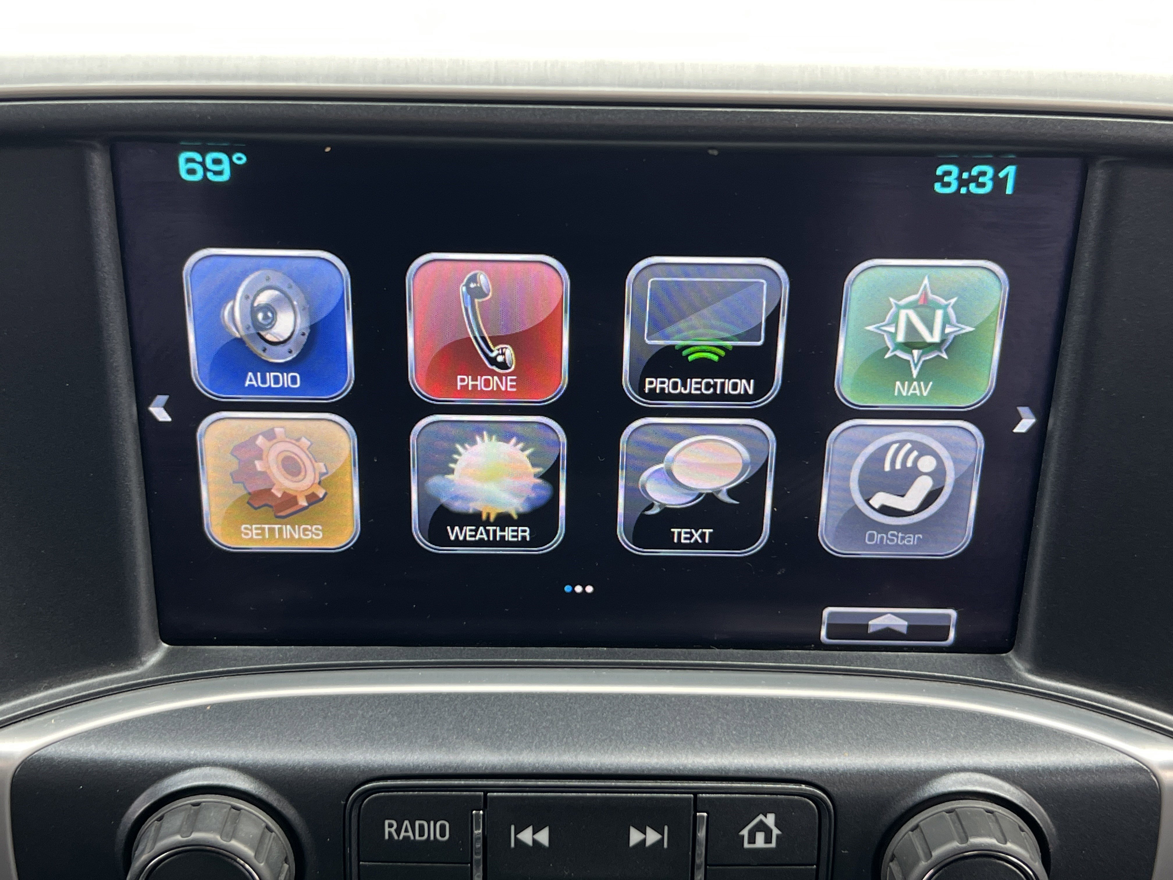 Used 2017 GMC Sierra 1500 SLT w/ SLT Preferred Package AWD/4WD image 14