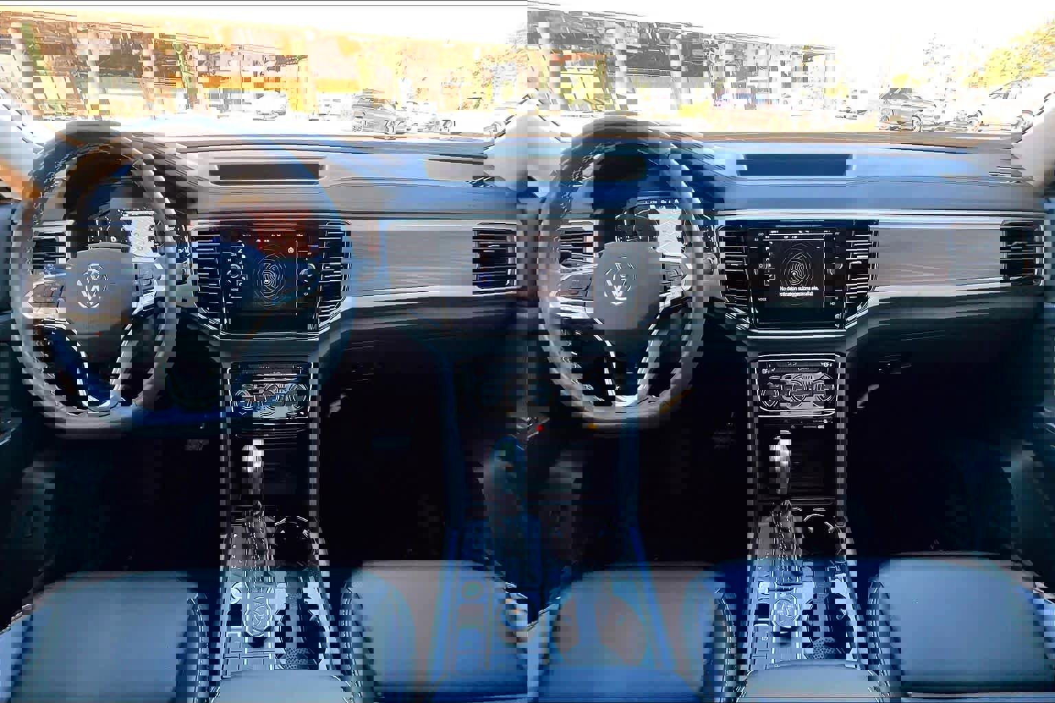 Used 2023 Volkswagen Atlas SEL image 15