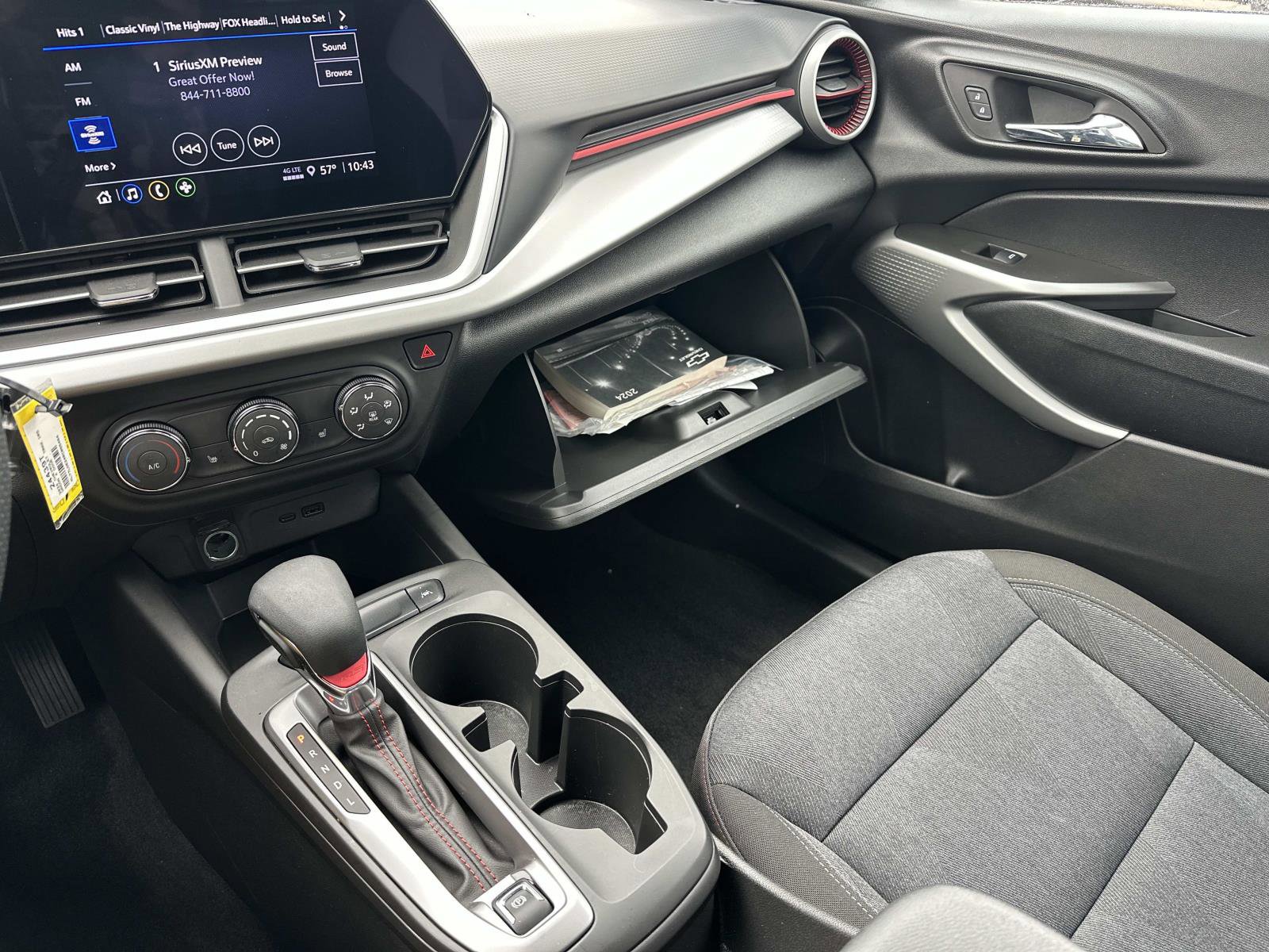 Certified 2024 Chevrolet Trax RS w/ Driver Confidence Package image 31