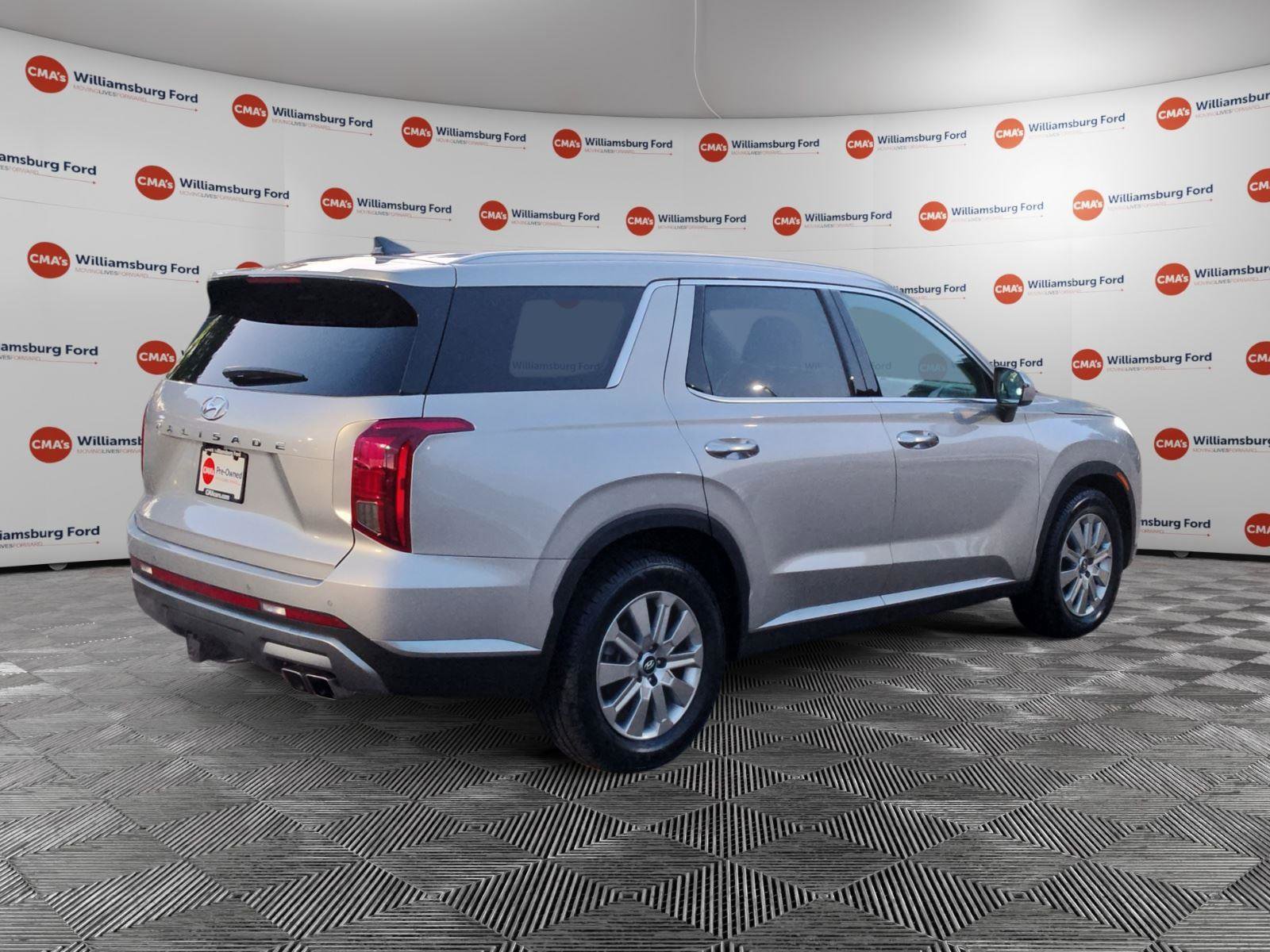 Used 2024 Hyundai Palisade SEL FWD image 5
