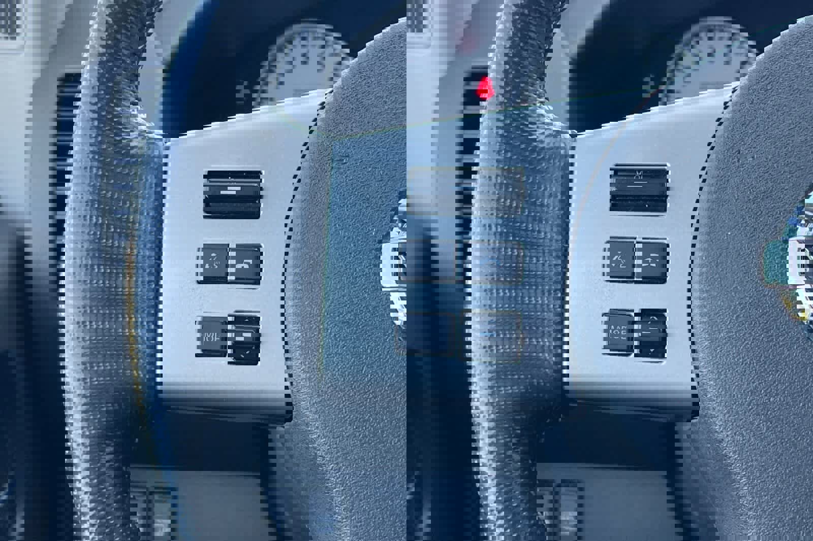 Used 2021 Nissan Frontier PRO-4X w/ Pro-4x Utility Package image 29