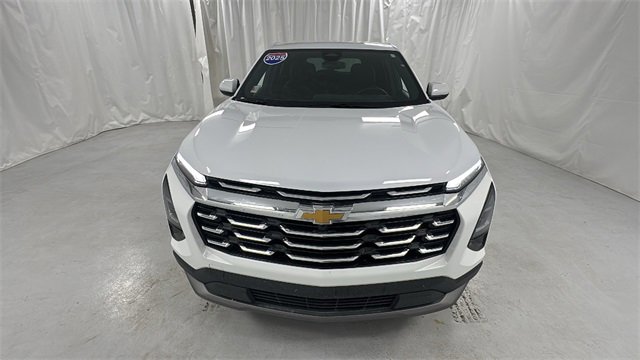 Used 2025 Chevrolet Equinox LT image 8