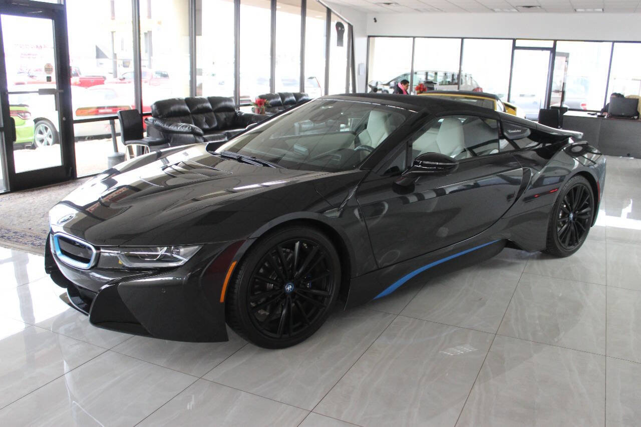 Used 2019 BMW i8 Roadster image 3