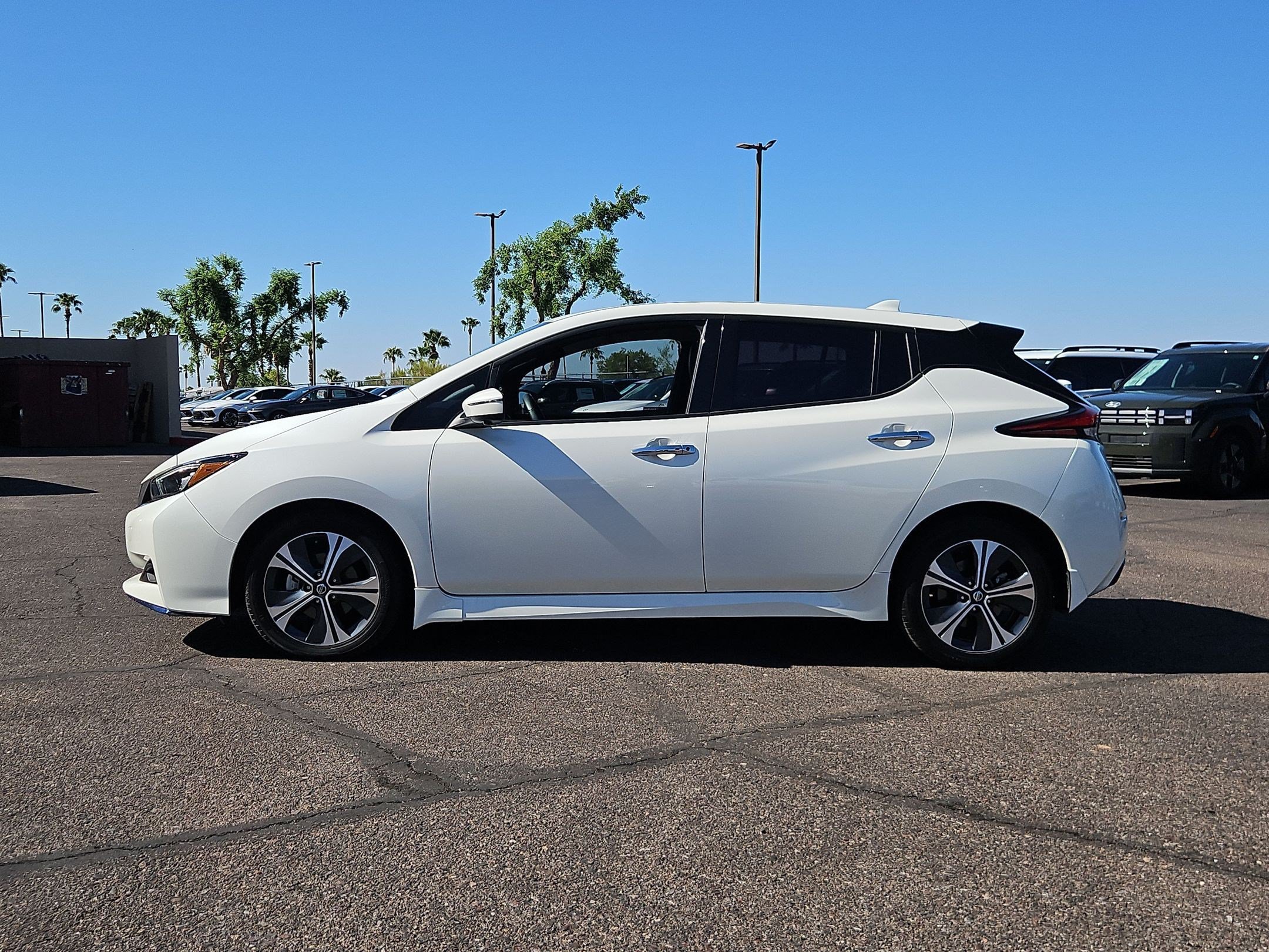 Used 2020 Nissan Leaf SL Plus FWD image 9