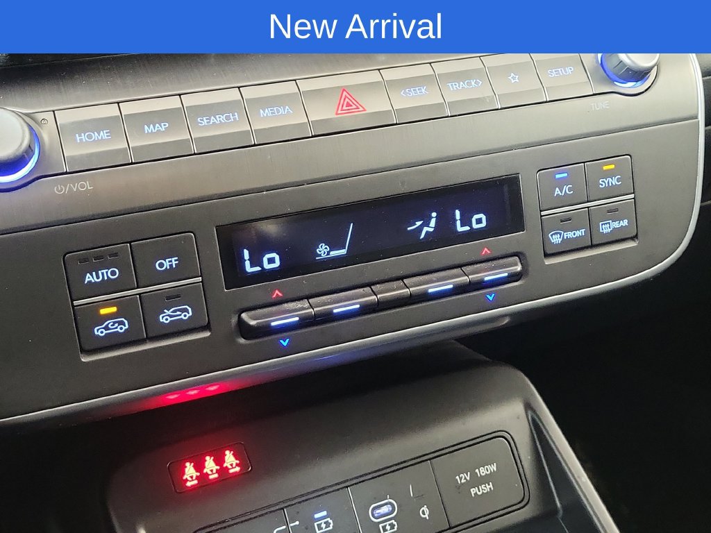 Used 2024 Hyundai Kona SEL w/ Convenience Package FWD image 19