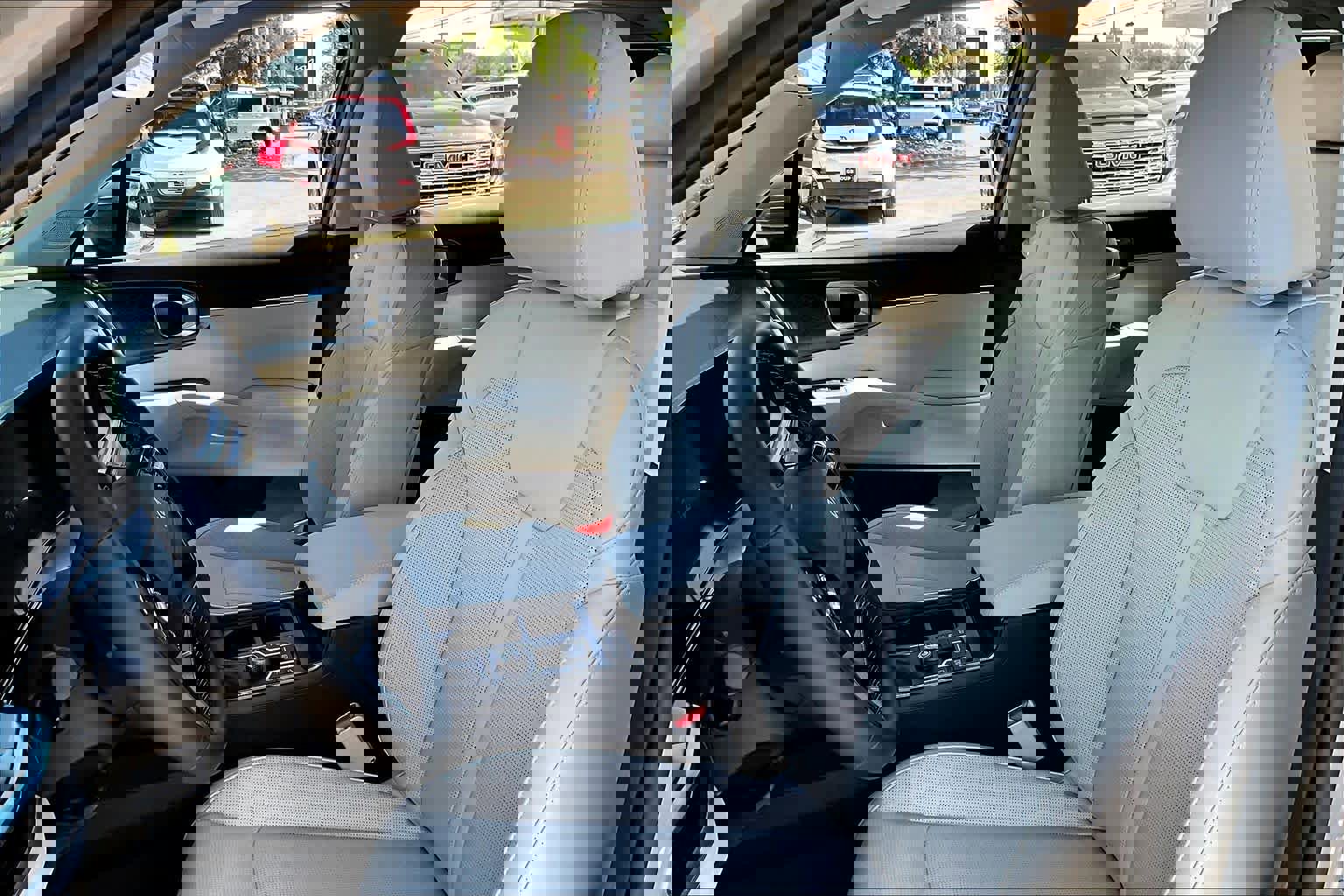 Used 2026 Kia Sorento S image 16