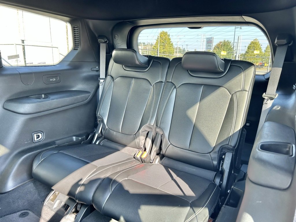 Used 2024 Jeep Grand Cherokee L Limited w/ Luxury Tech Group II image 13