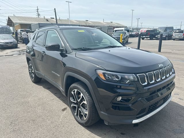 Used 2022 Jeep Compass Limited AWD/4WD image 11