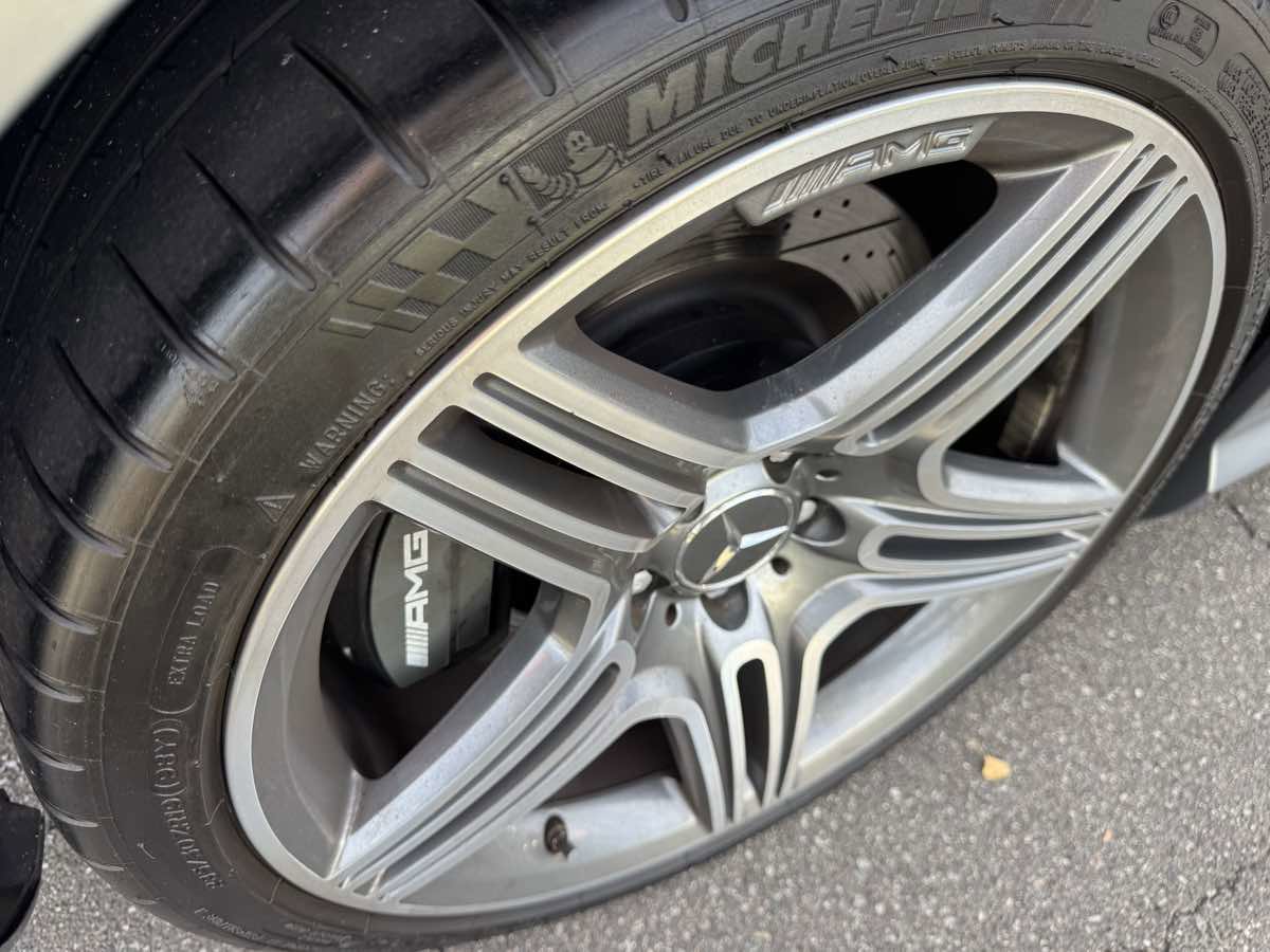 Used 2013 Mercedes-Benz SL 63 AMG image 31