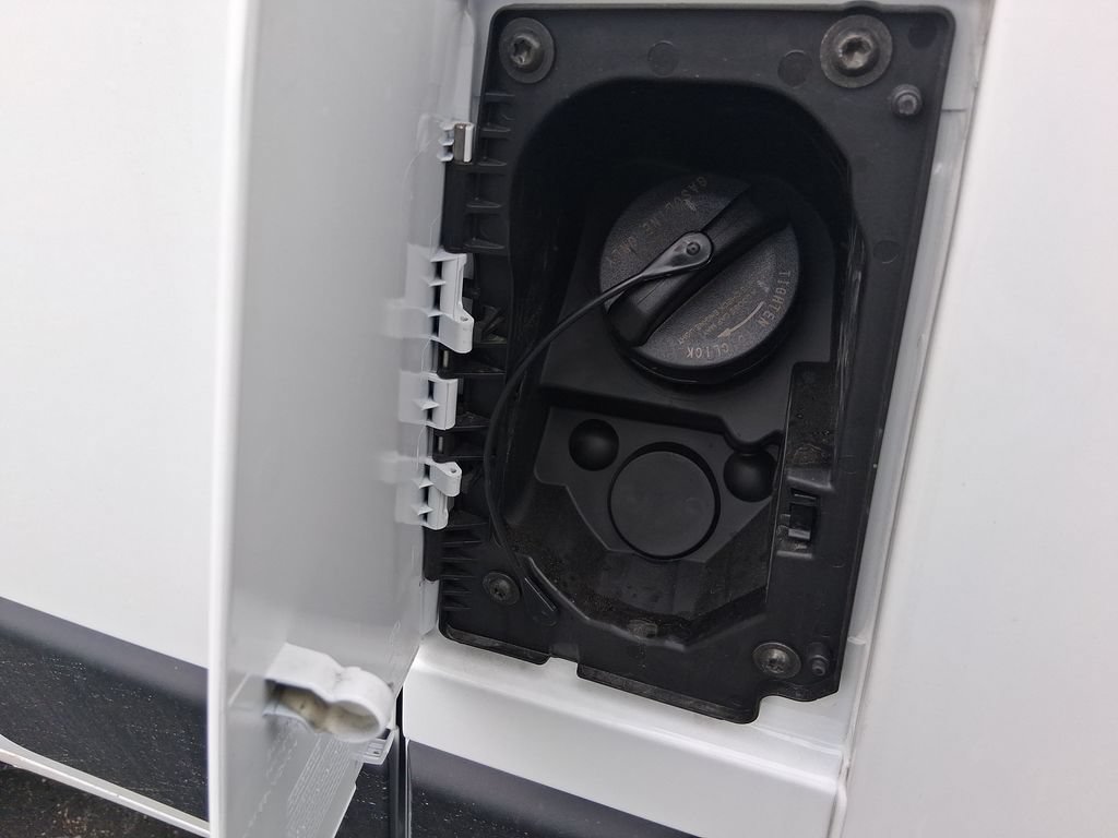 New 2026 RAM ProMaster 1500 w/ Convenience Group FWD image 9