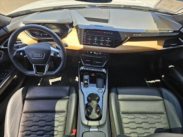 Used 2023 Audi e-tron GT Premium Plus AWD/4WD image 4