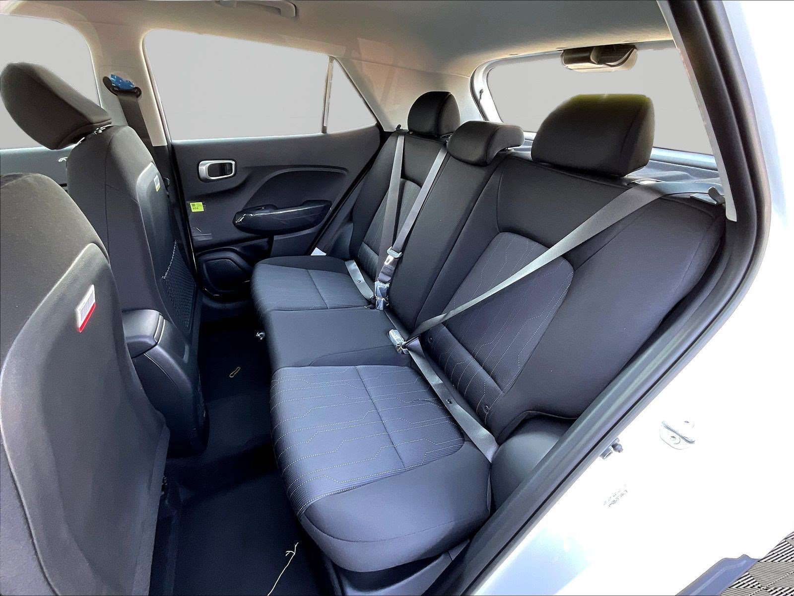New 2026 Hyundai Venue SE FWD image 18