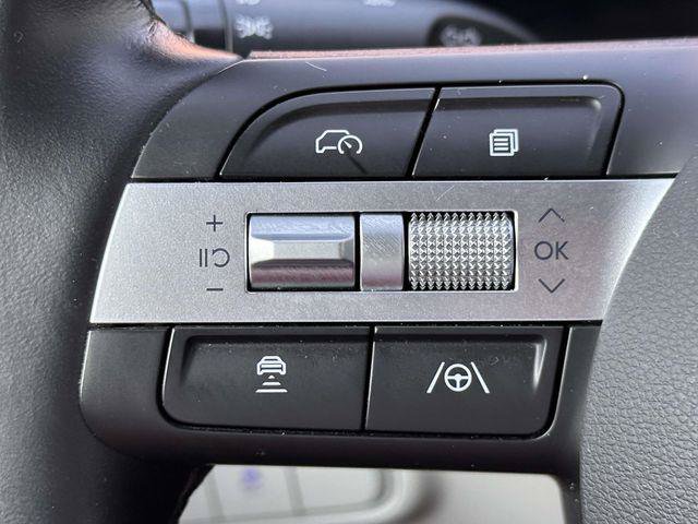 Used 2025 Hyundai Tucson SEL AWD/4WD image 24