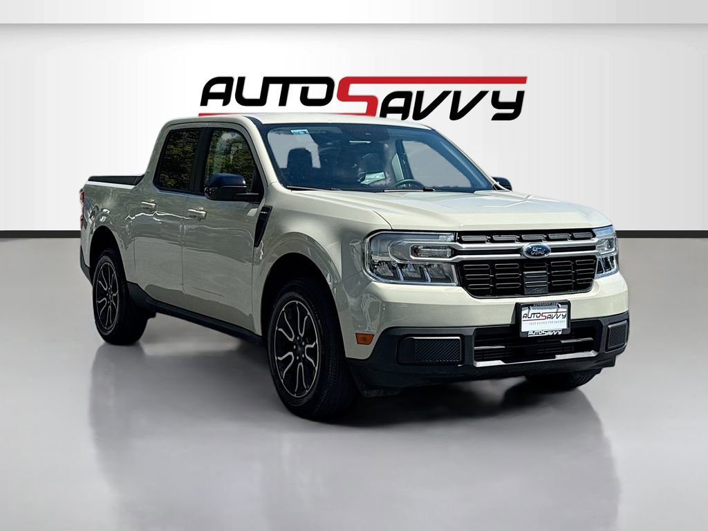 Used 2024 Ford Maverick Lariat image 1