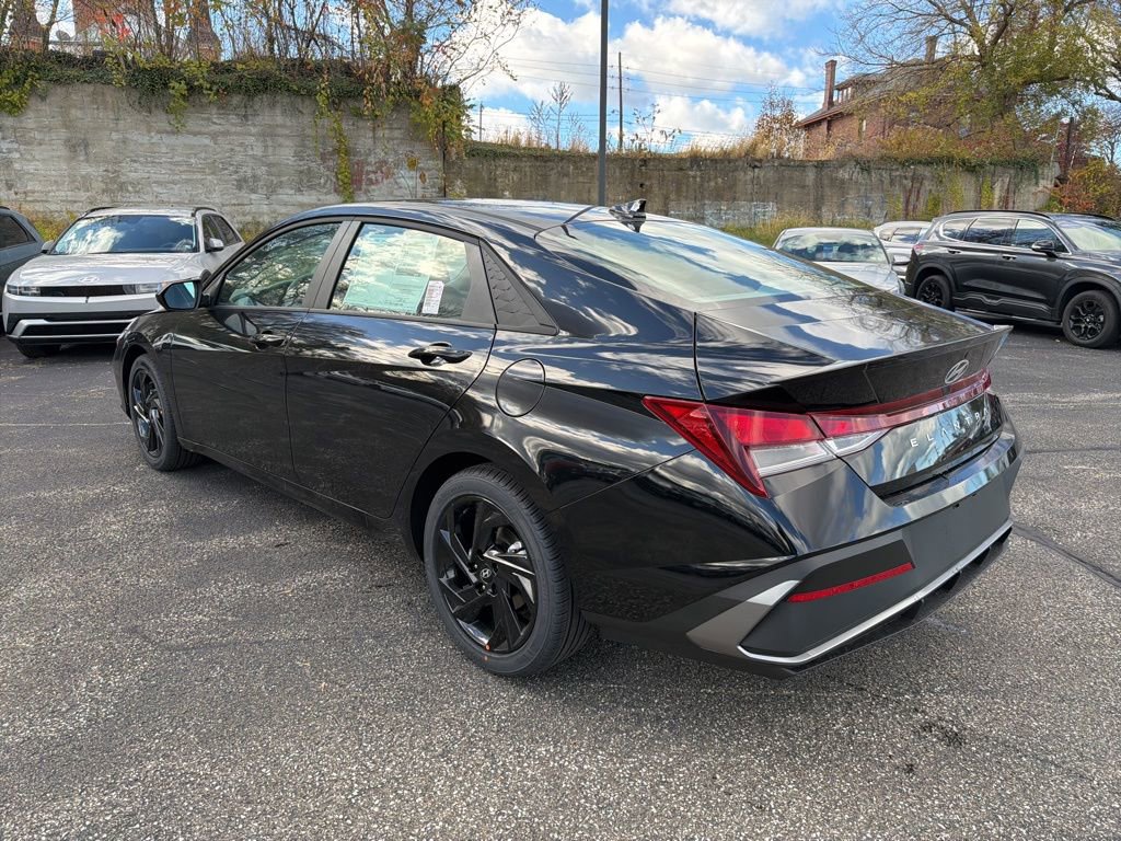 New 2026 Hyundai Elantra Sport image 5