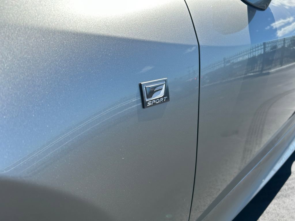 Used 2023 Lexus RC 350 F Sport image 32