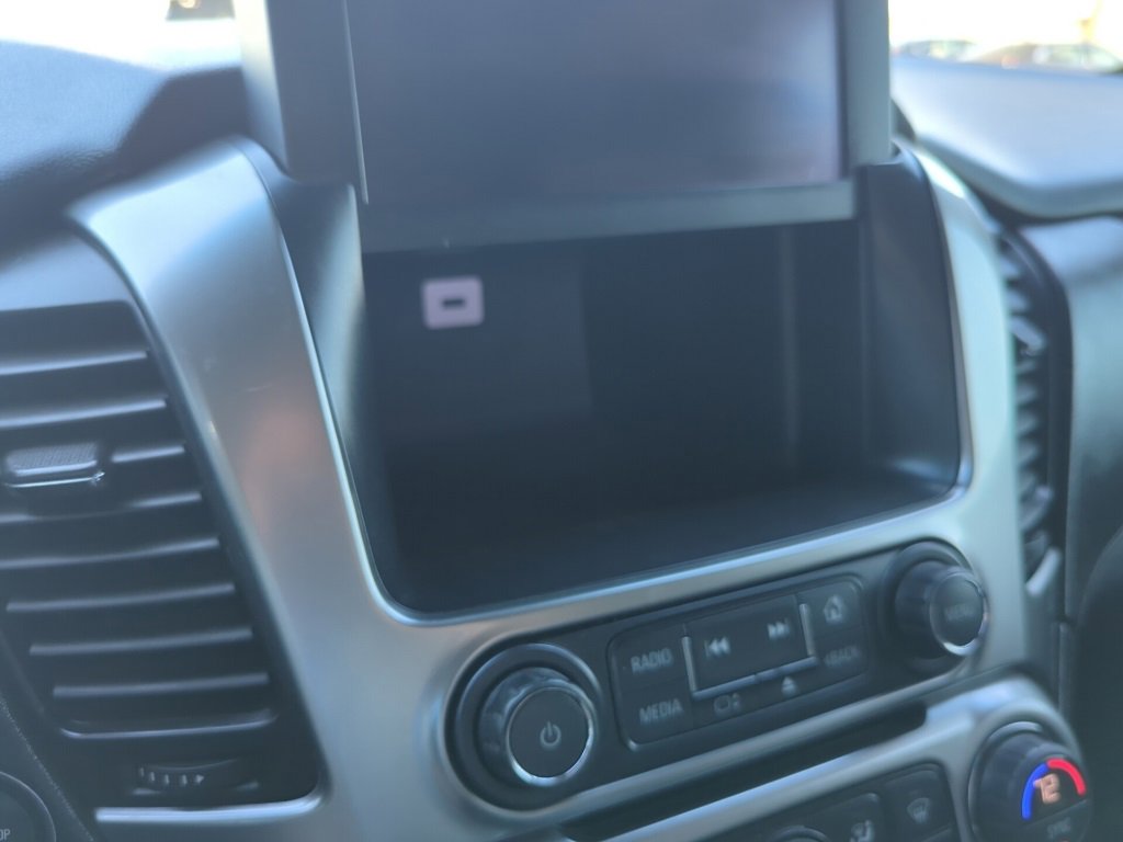 Used 2017 Chevrolet Suburban Premier image 25