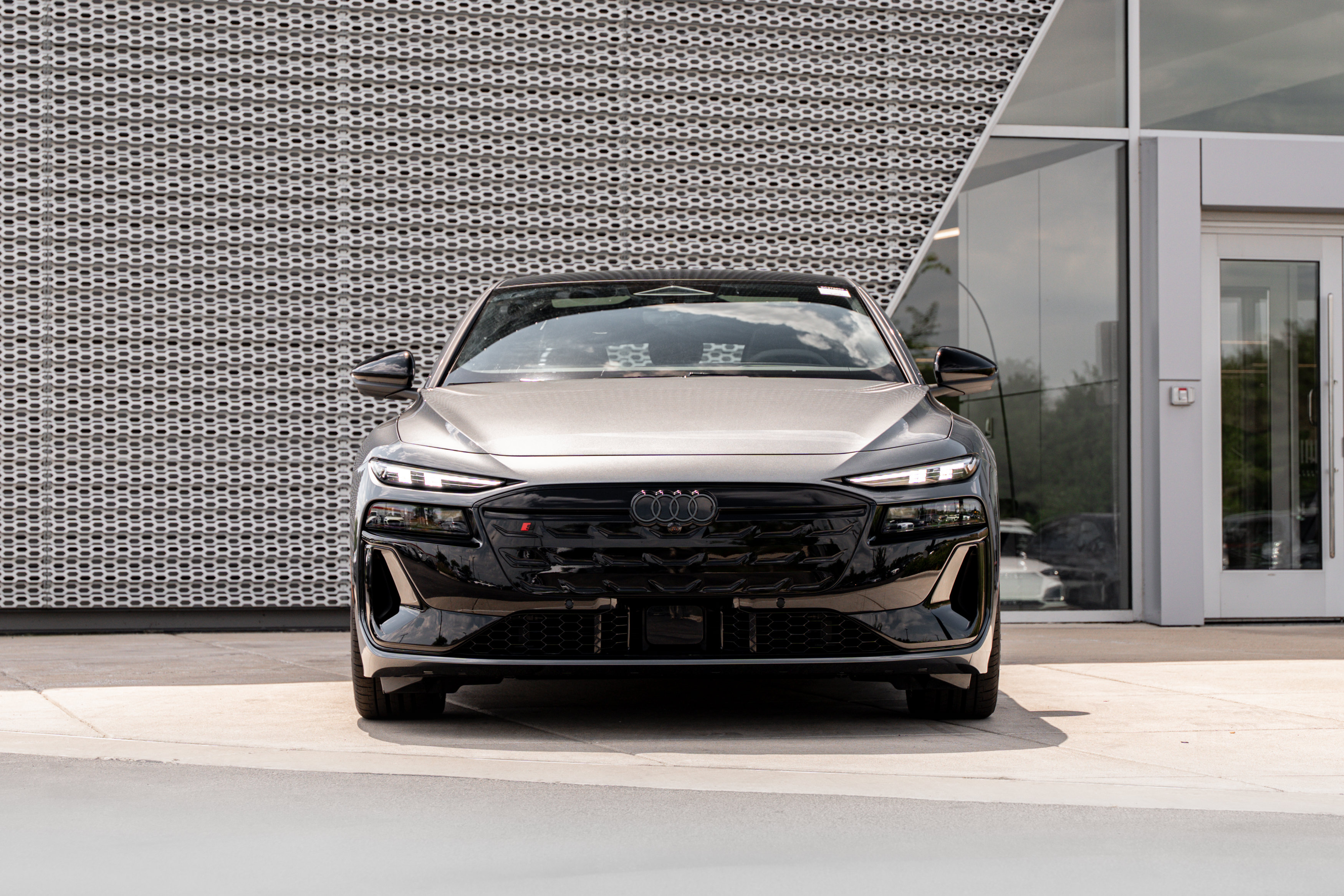 New 2027 Audi S6 e-tron Prestige AWD/4WD image 37