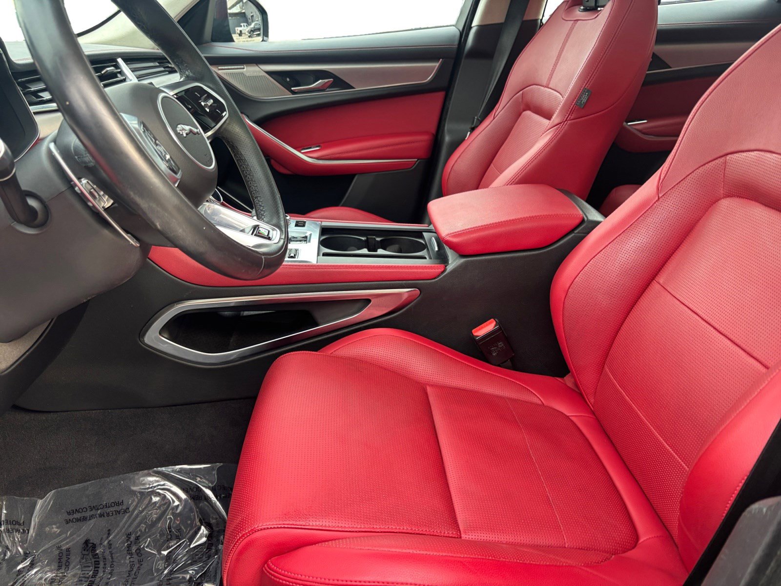 Used 2021 Jaguar F-PACE R-Dynamic S image 9