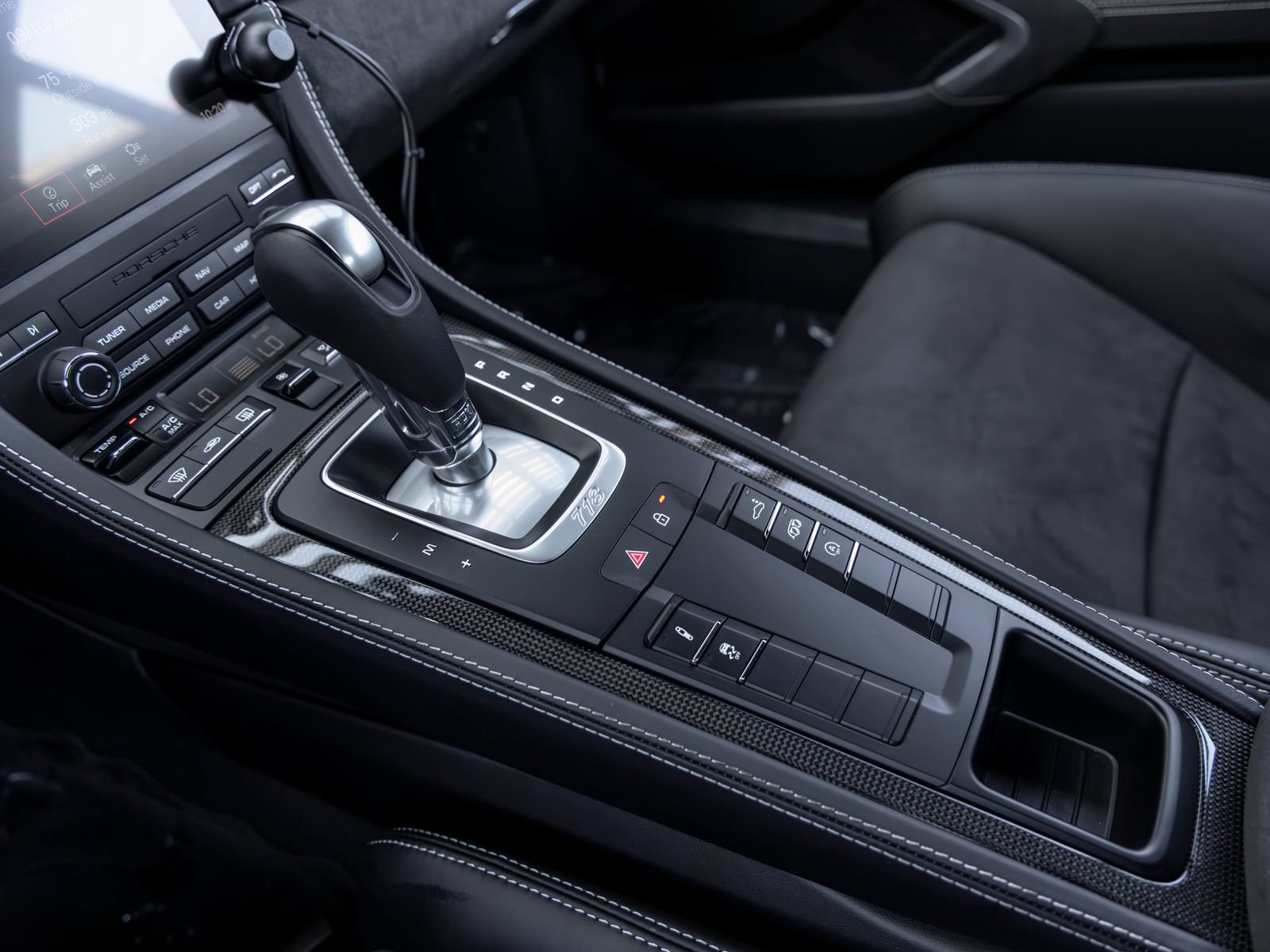 Used 2025 Porsche 718 Cayman GTS RWD image 37