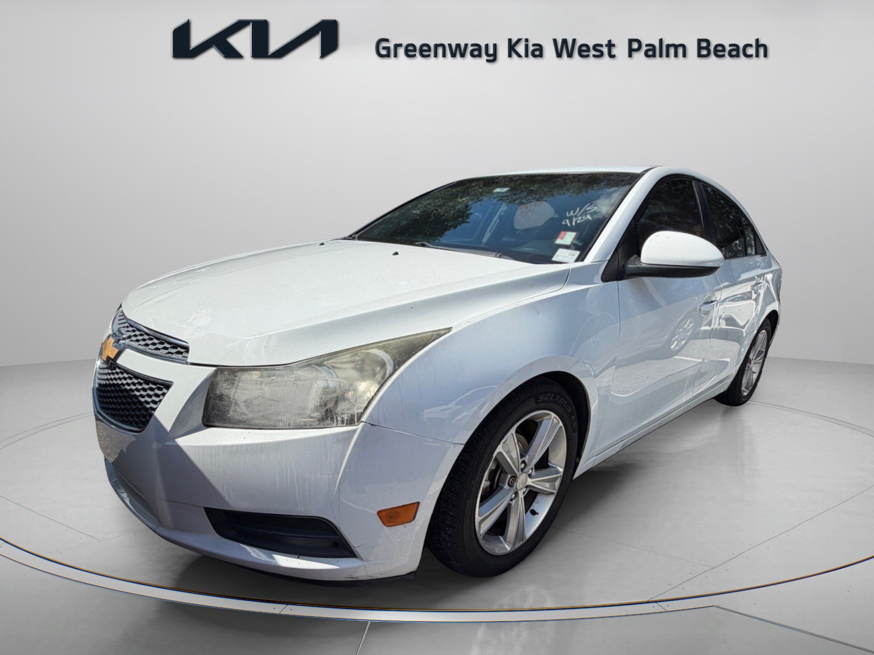 Used 2012 Chevrolet Cruze LT FWD image 2