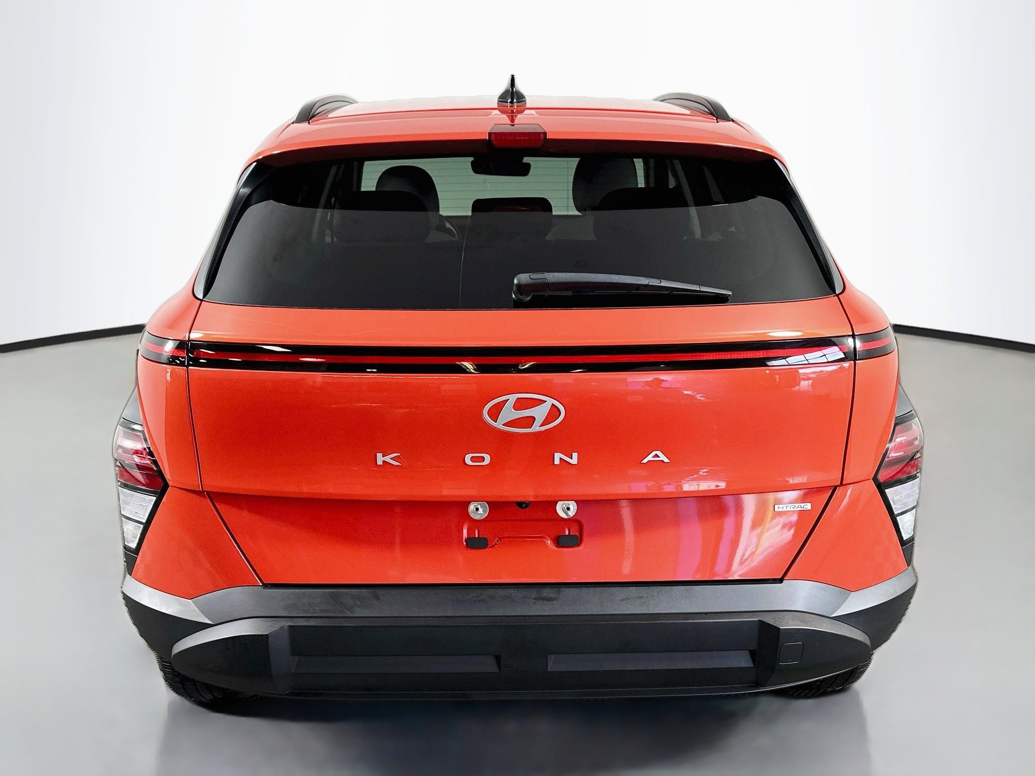 Certified 2024 Hyundai Kona SEL w/ Convenience Package AWD/4WD image 6