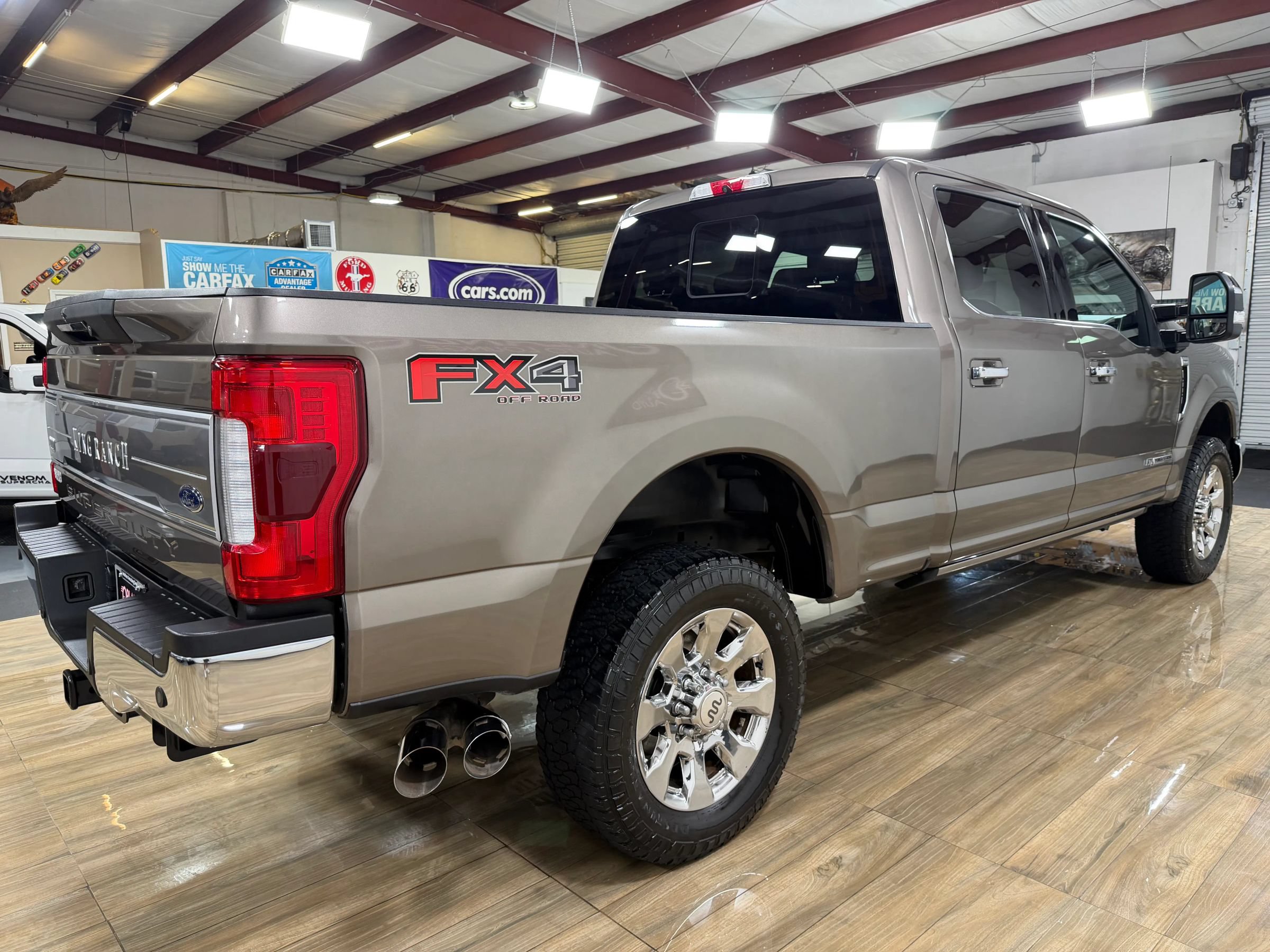 Used 2019 Ford F250 King Ranch w/ King Ranch Ultimate Package AWD/4WD image 5