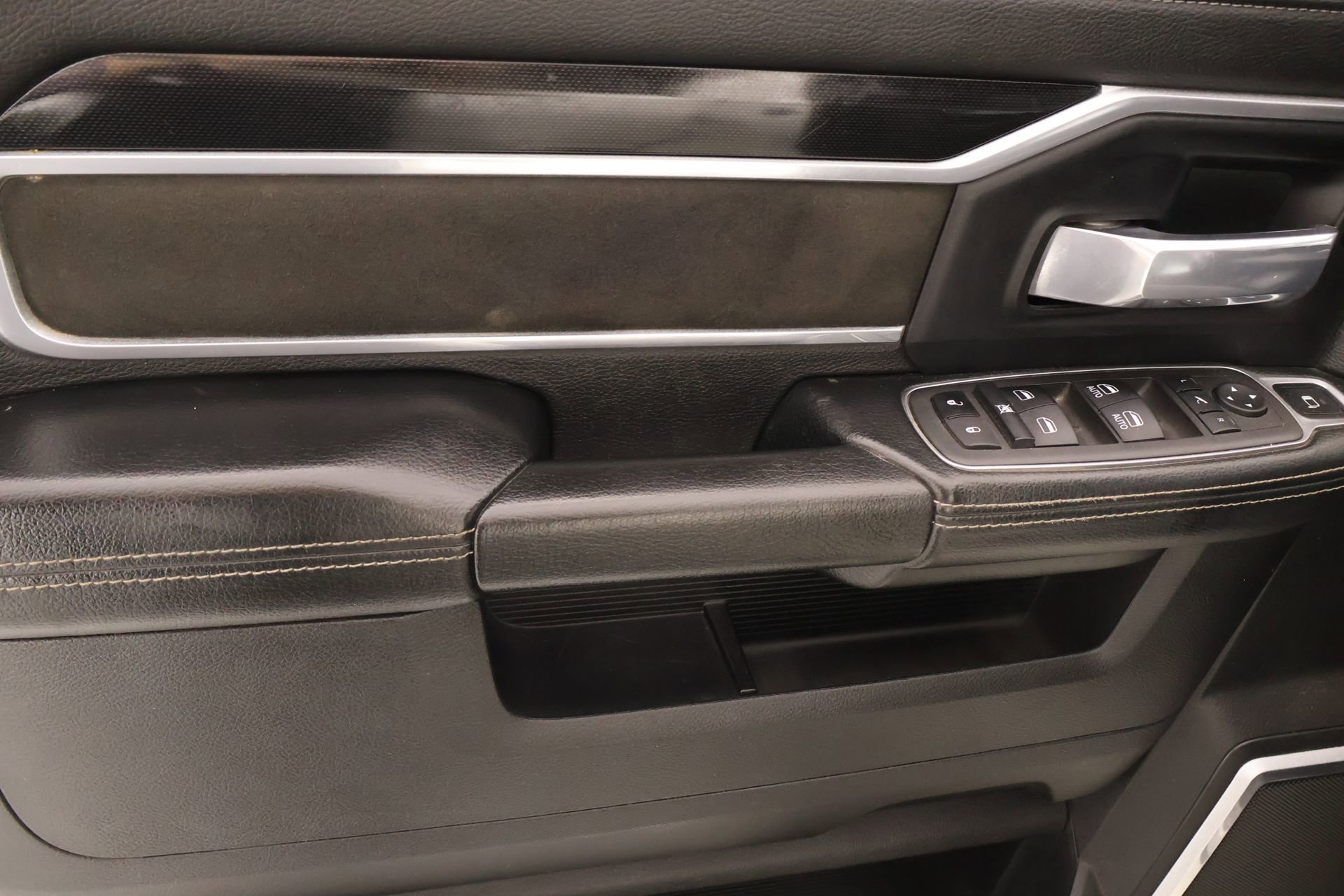 Used 2022 RAM 2500 Laramie image 15