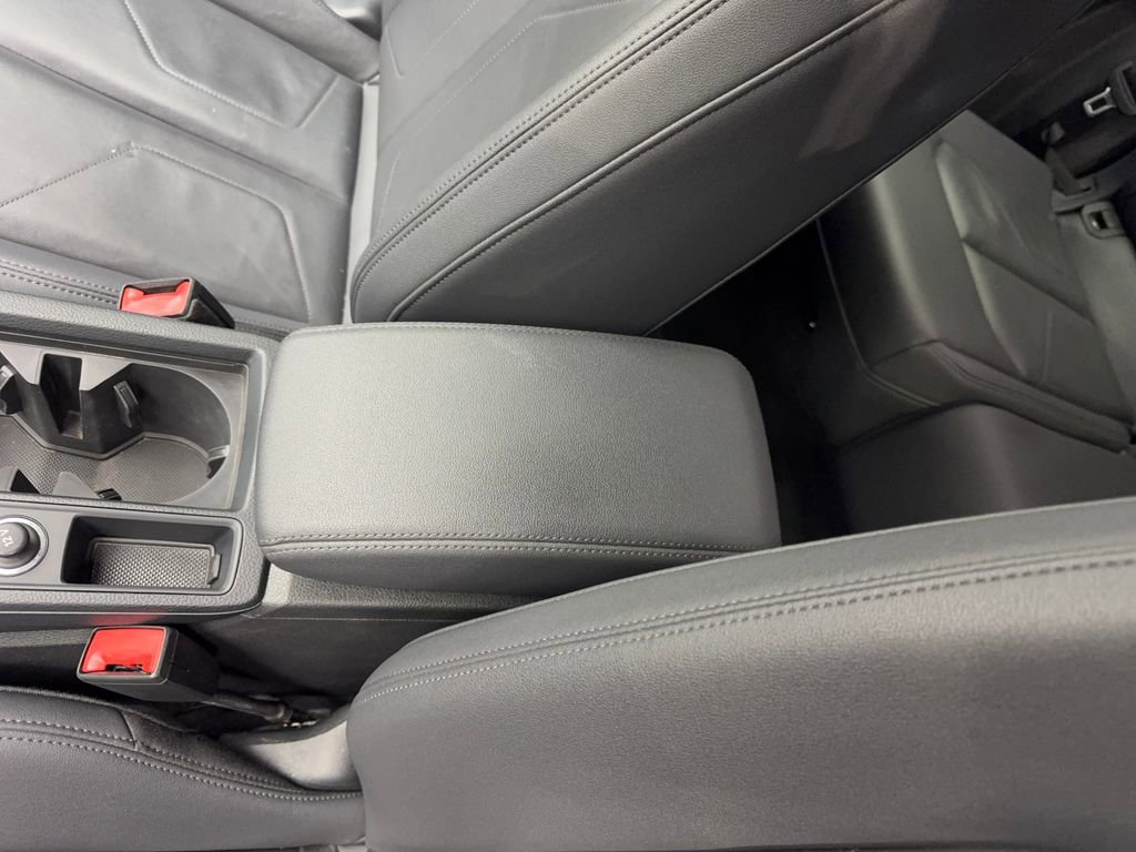 Used 2022 Audi Q3 2.0T Premium w/ Convenience Package image 67