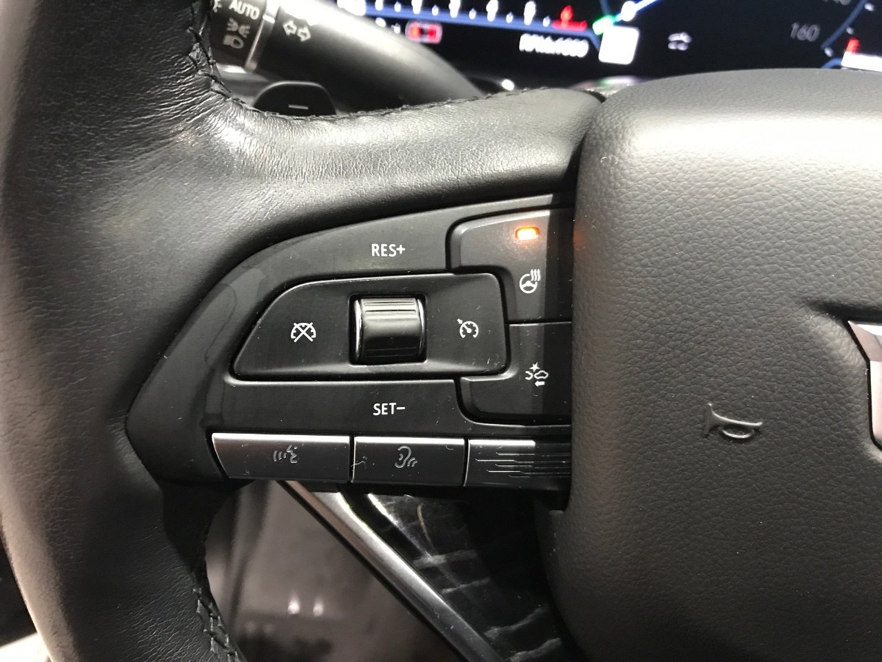 Used 2021 Cadillac Escalade Sport w/ Driver Assist Tech Package image 26