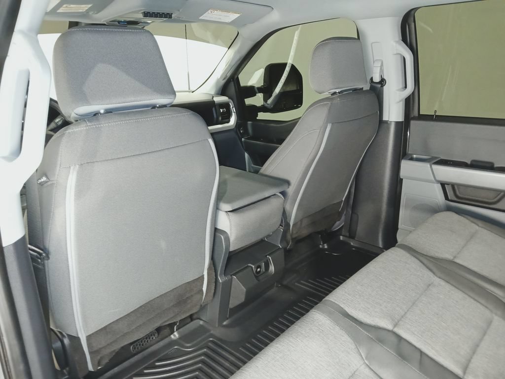 Used 2024 Ford F250 XL w/ STX Appearance Package AWD/4WD image 13