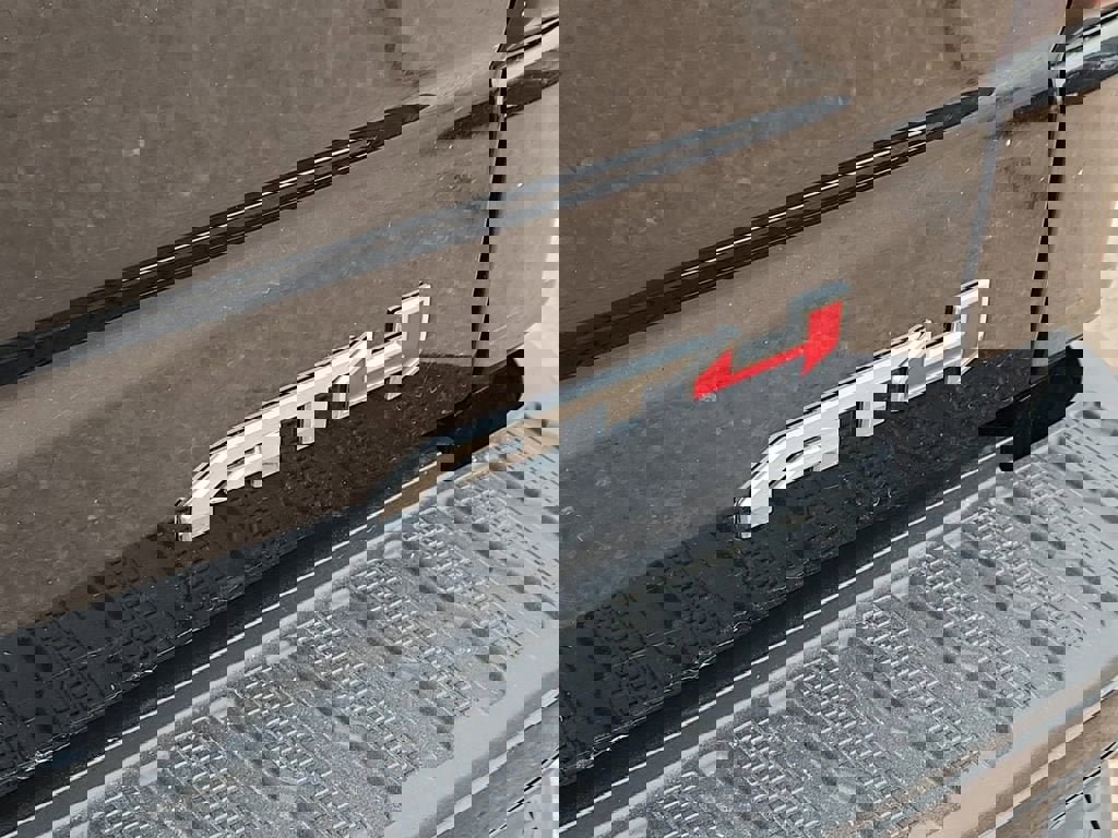 Used 2023 GMC Sierra 1500 AT4 image 16