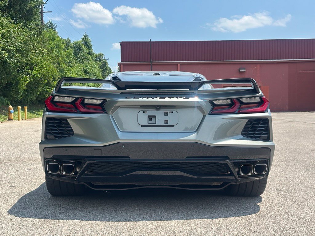 Used 2022 Chevrolet Corvette Stingray Preferred Cpe w/ Z51 Performance Package RWD image 7