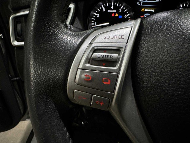 Used 2016 Nissan Rogue SL w/ SL Premium Package image 33