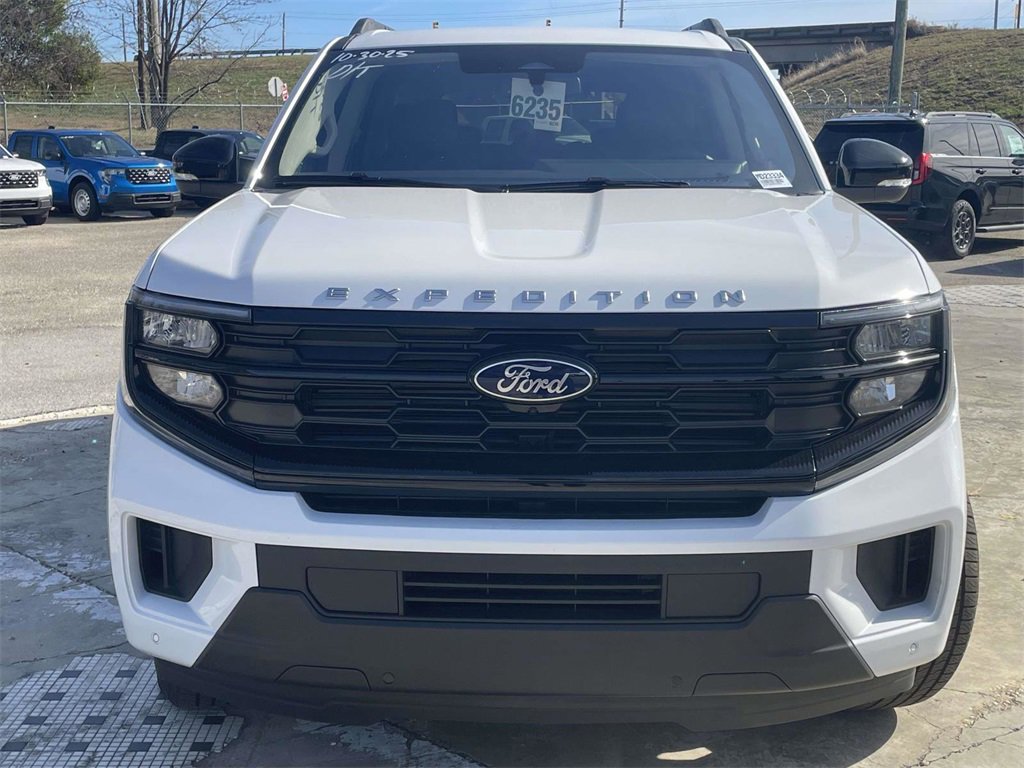 New 2025 Ford Expedition Active image 8