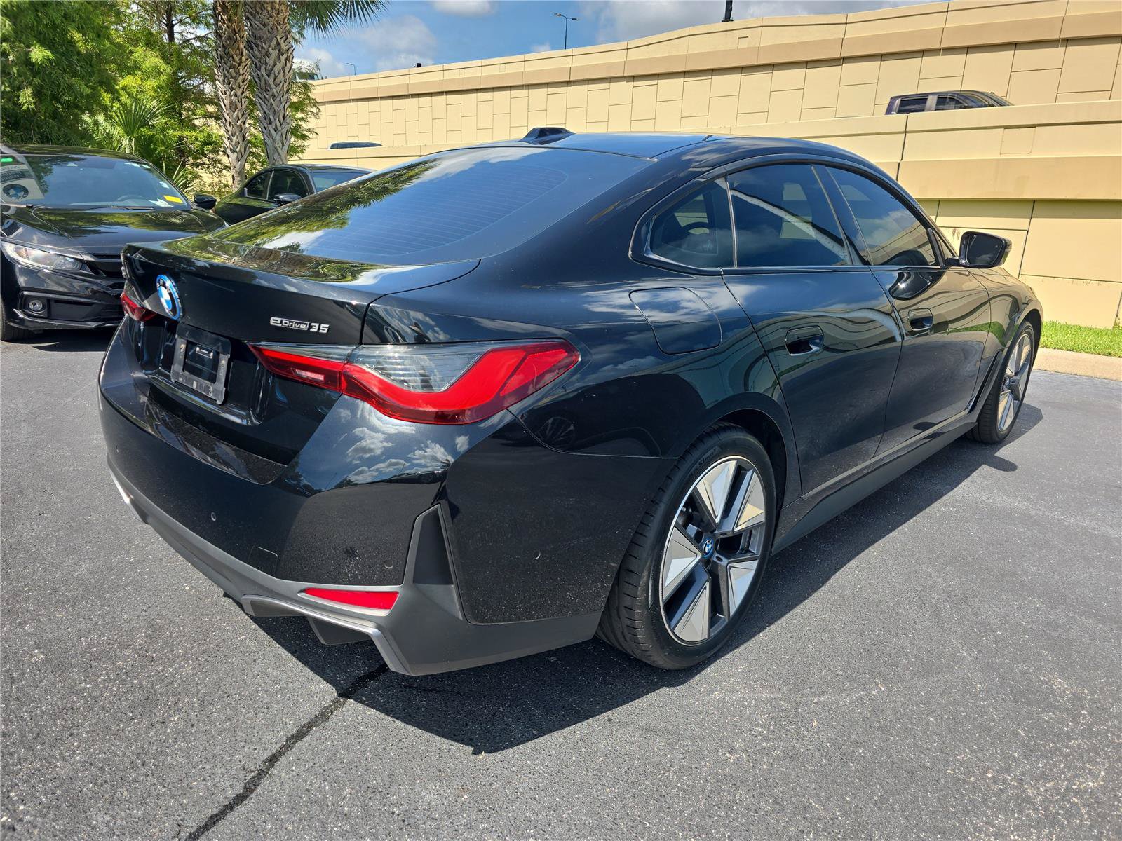 Certified 2023 BMW i4 eDrive35 w/ Premium Package RWD image 2